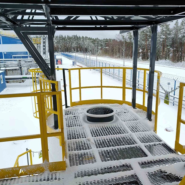 Выборгский район. ПАО "Новатэк" использует учебно-тренировочный полигон "Альпинист 03-06-2"для своих тренировок специалистов